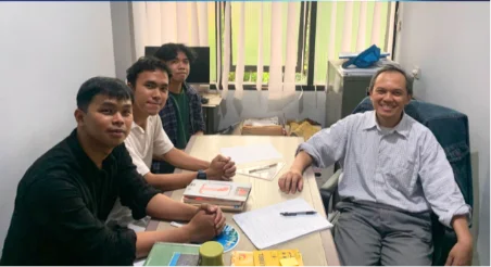 Diskusi kebutuhan website dengan klien